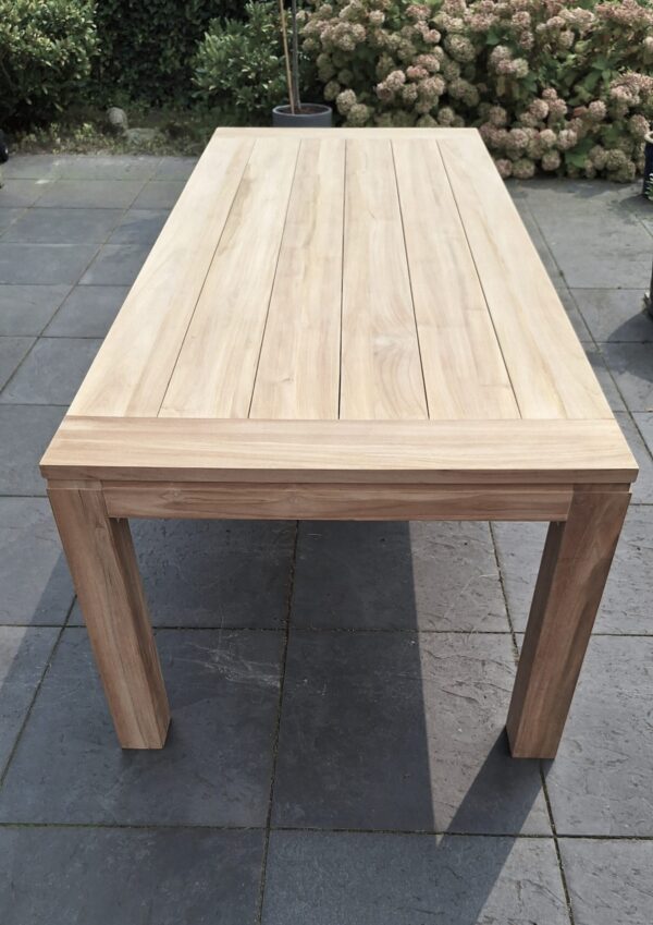 Bandung Teak Tuintafel 240x100